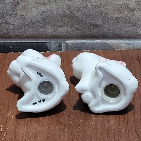 Avon Ceramic White Bunny Rabbit Salt and Pepper Shaker Set 1983 - Picture 5 of 13